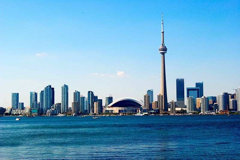 在加拿大留学怎么样：可以在加拿大留学吗？